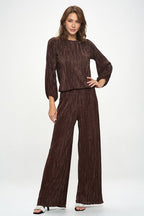 Plisse Solid Round neck Top with 3/4 Sleeve